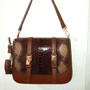 NWT ITALIAN LEATHER SATCHEL VALENTINA FIORE❤️👜